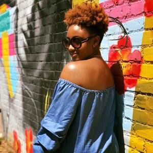 Meet your Posher, Olyvia